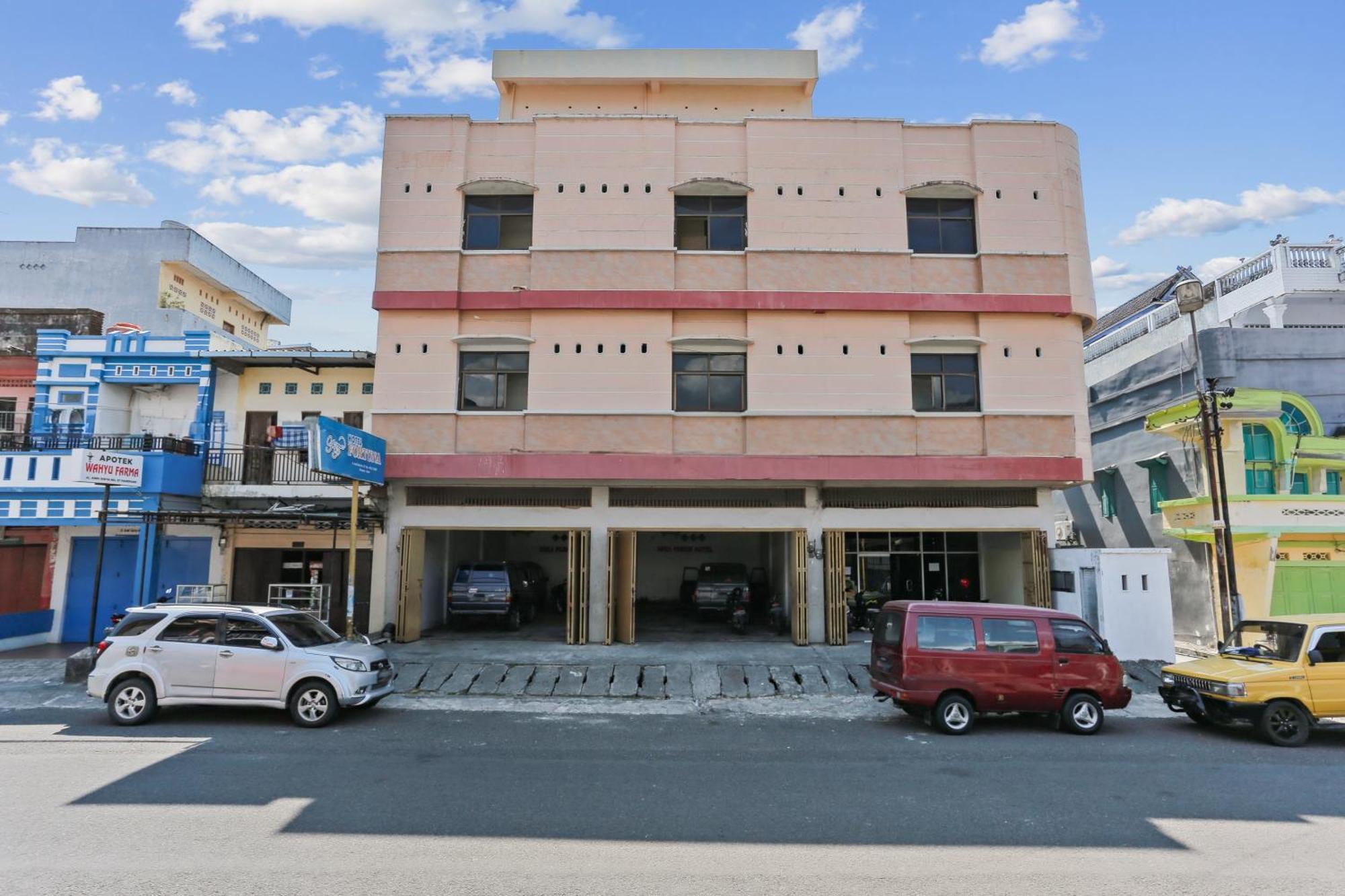 Oyo 93046 Hotel Fortuna Parepare Exterior photo